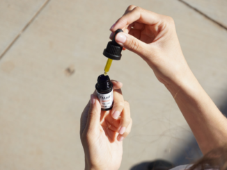 CBD Tinctures vs CBD Oils